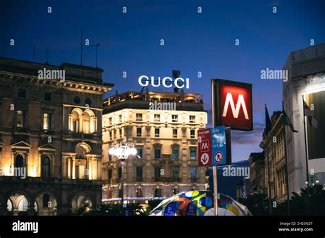 gucci campagna metro|gucci in milan italy.